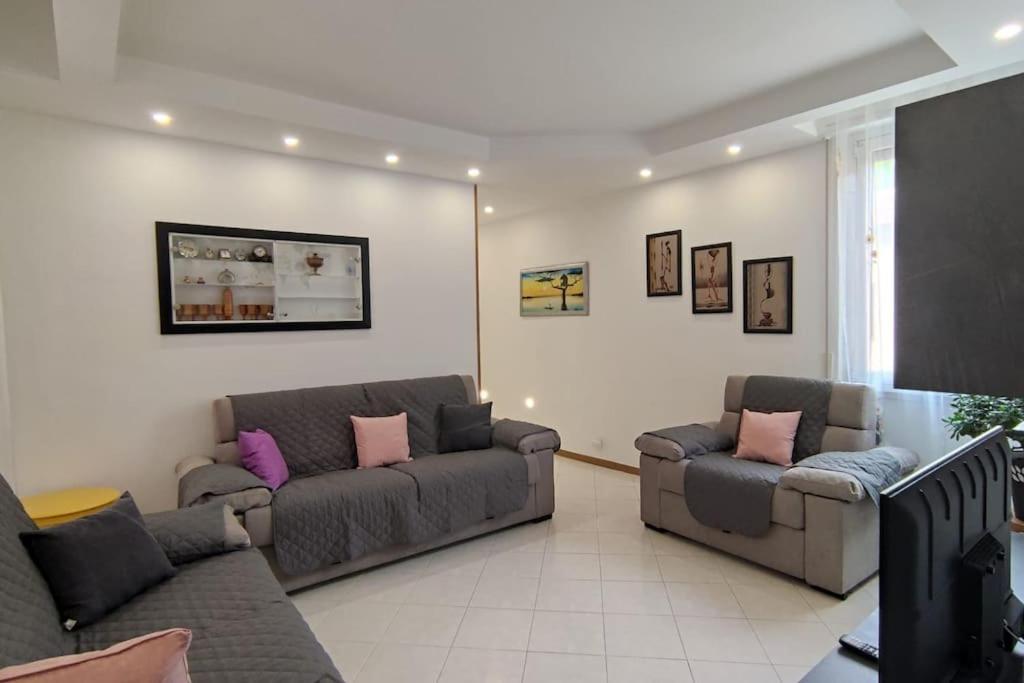 Elegante Alloggio Zona Storica Lecco Εξωτερικό φωτογραφία