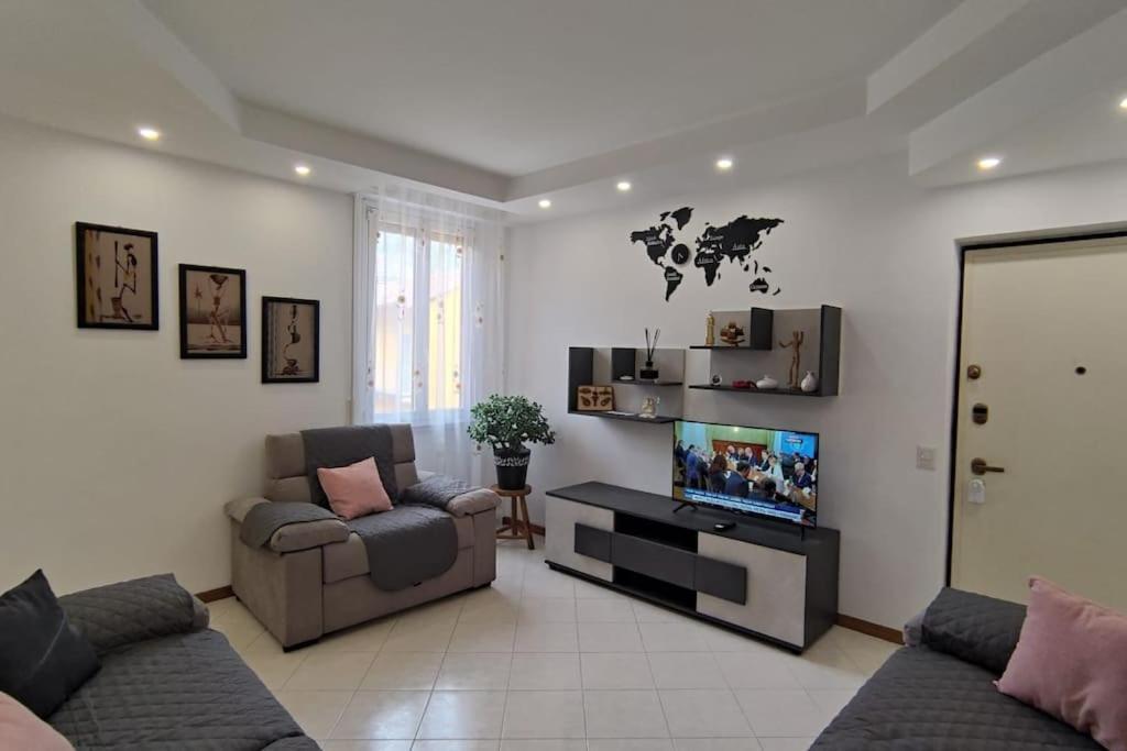 Elegante Alloggio Zona Storica Lecco Εξωτερικό φωτογραφία